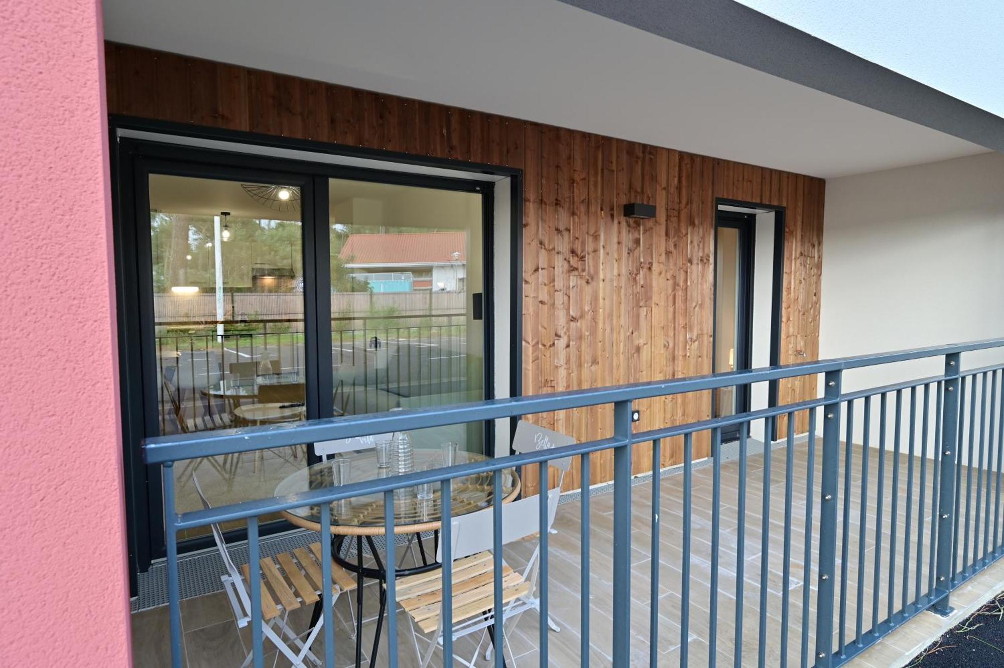Biscawai Chaleureux Et Cosy Avec Terrasse Lejlighed Biscarrosse Eksteriør billede