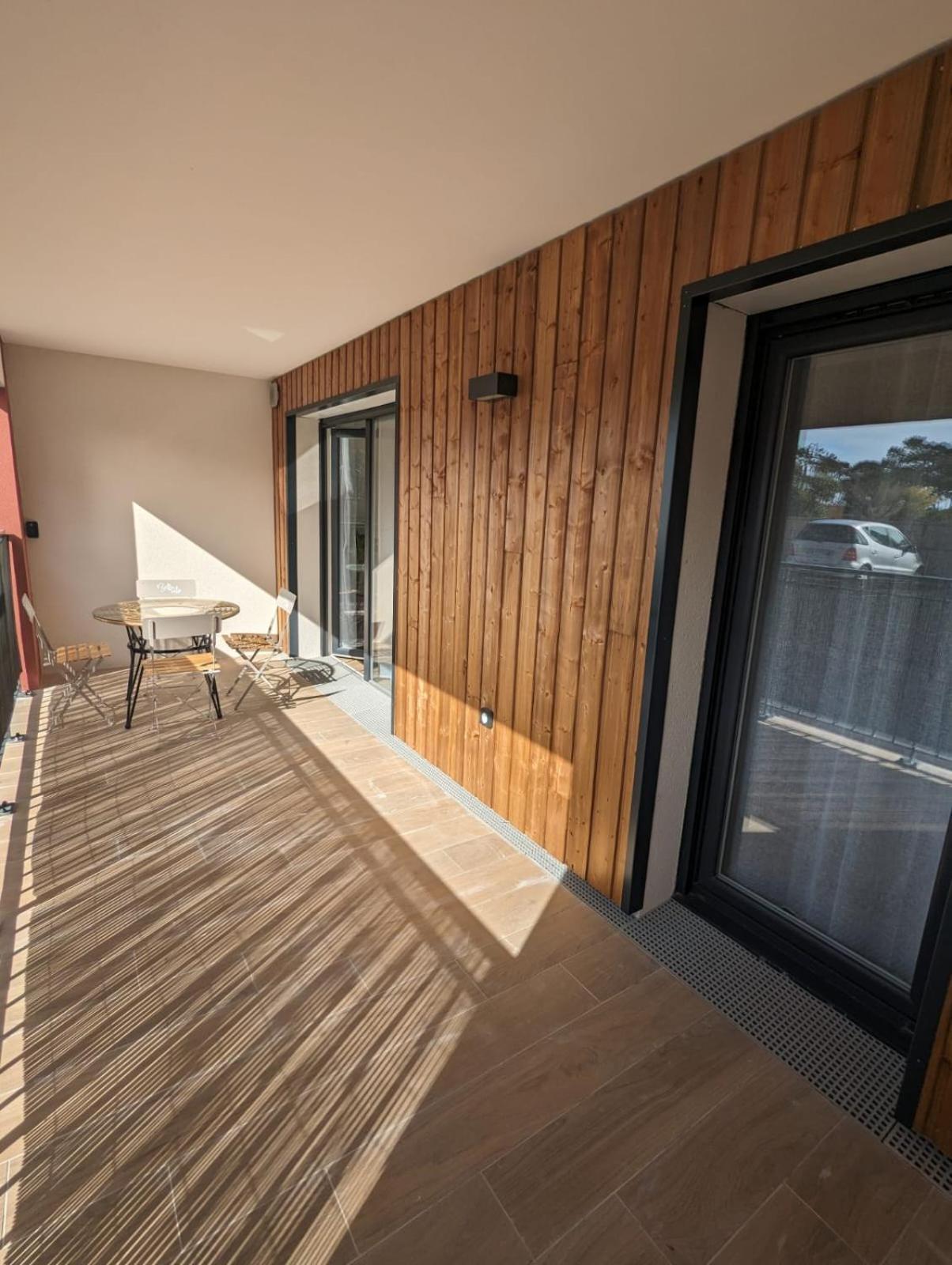 Biscawai Chaleureux Et Cosy Avec Terrasse Lejlighed Biscarrosse Eksteriør billede
