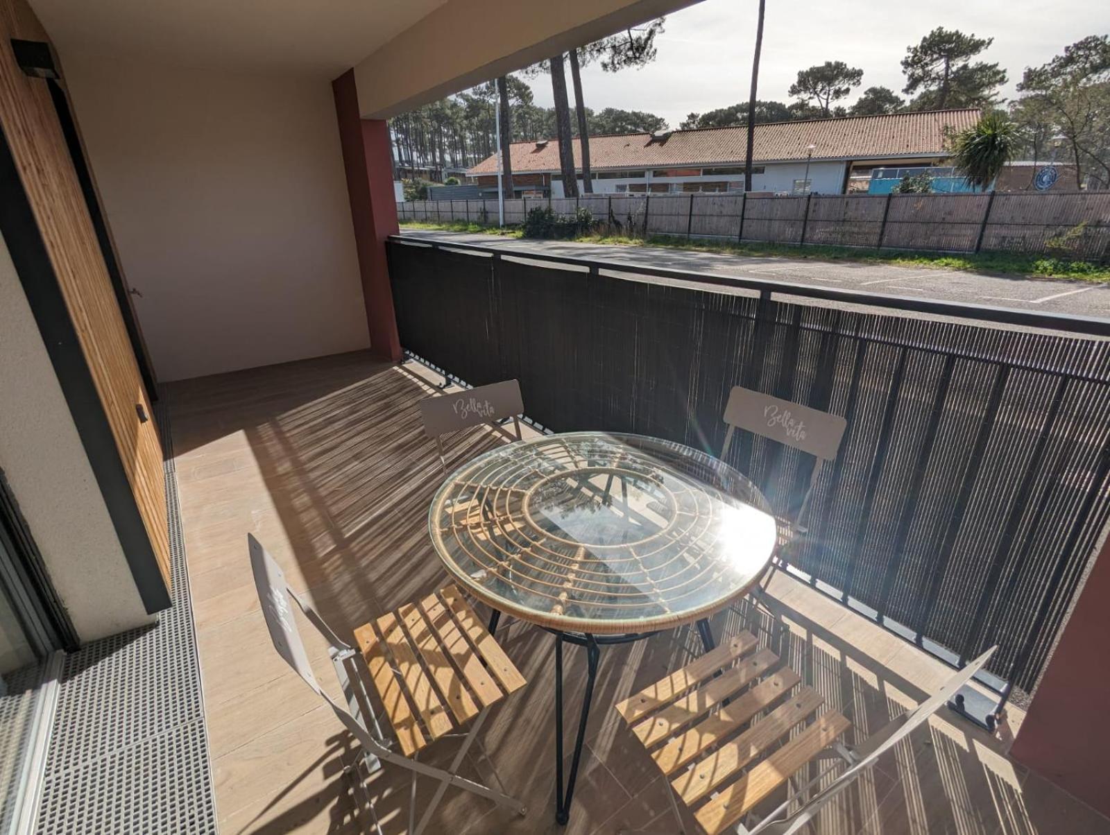 Biscawai Chaleureux Et Cosy Avec Terrasse Lejlighed Biscarrosse Eksteriør billede